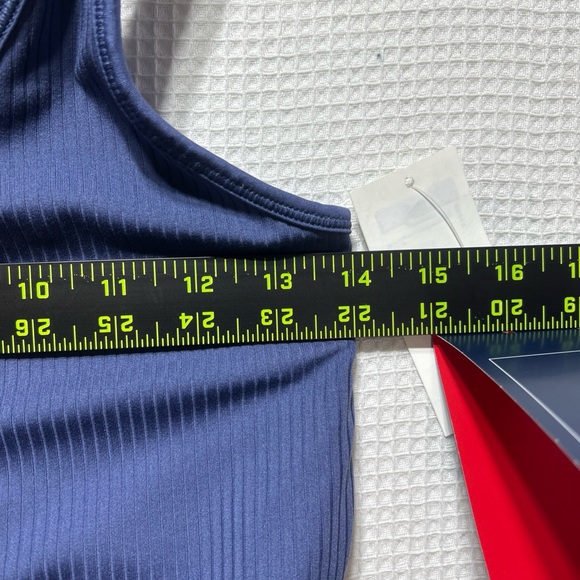 NWT Reebox Ribbed Multi-Way Bralette Twilight Purple Size M - Picture 8 of 8